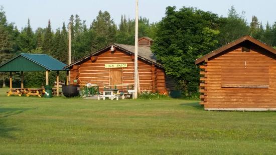 Tahquamenon Logging Museum